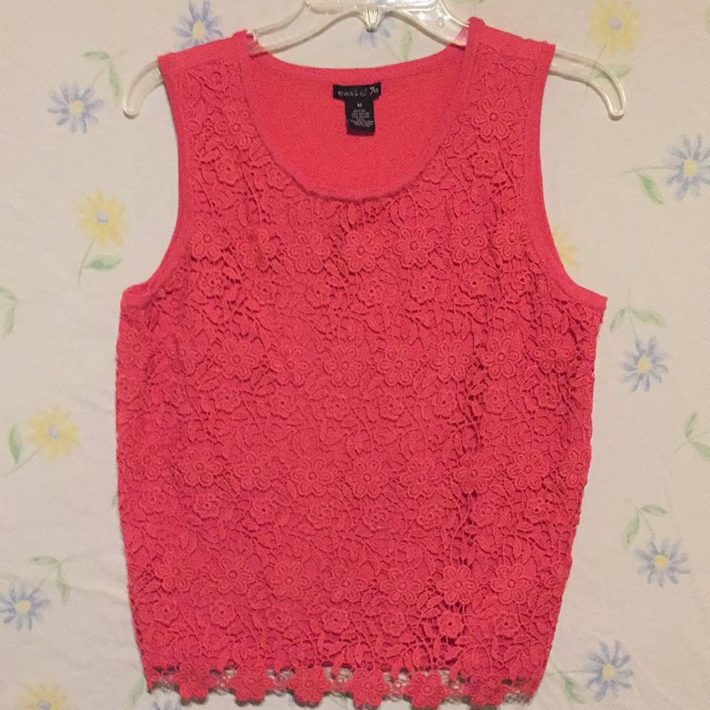 Women's sleeveless top